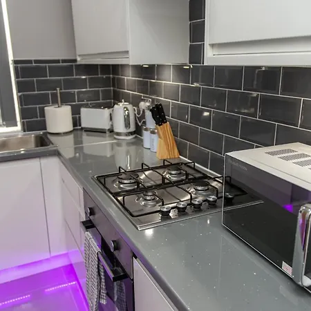 Aphrodite Suites Leeds